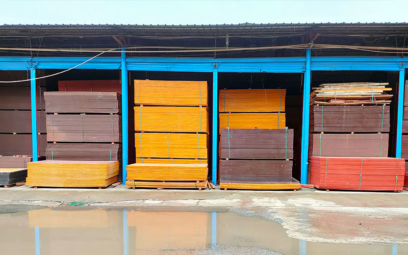 建筑模板經(jīng)銷(xiāo)-劉老板